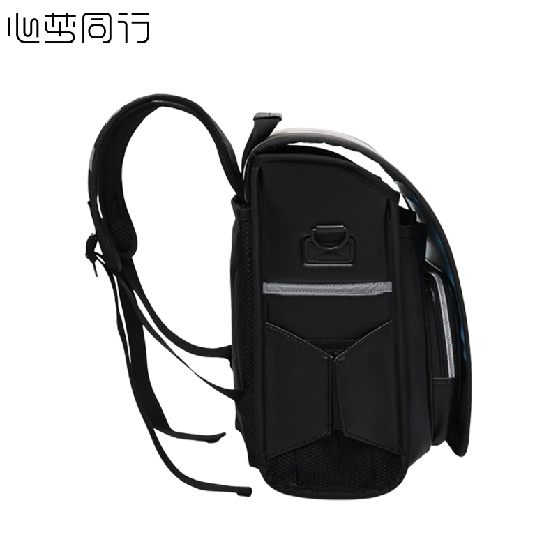 心梦同行 护脊学生书包儿童防水双肩背包 2183/个高清大图