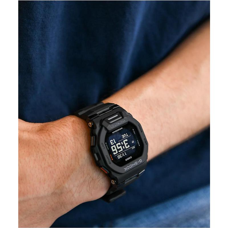 中性腕表防水日韩表智能运动表户外运动日常佩戴高清大图