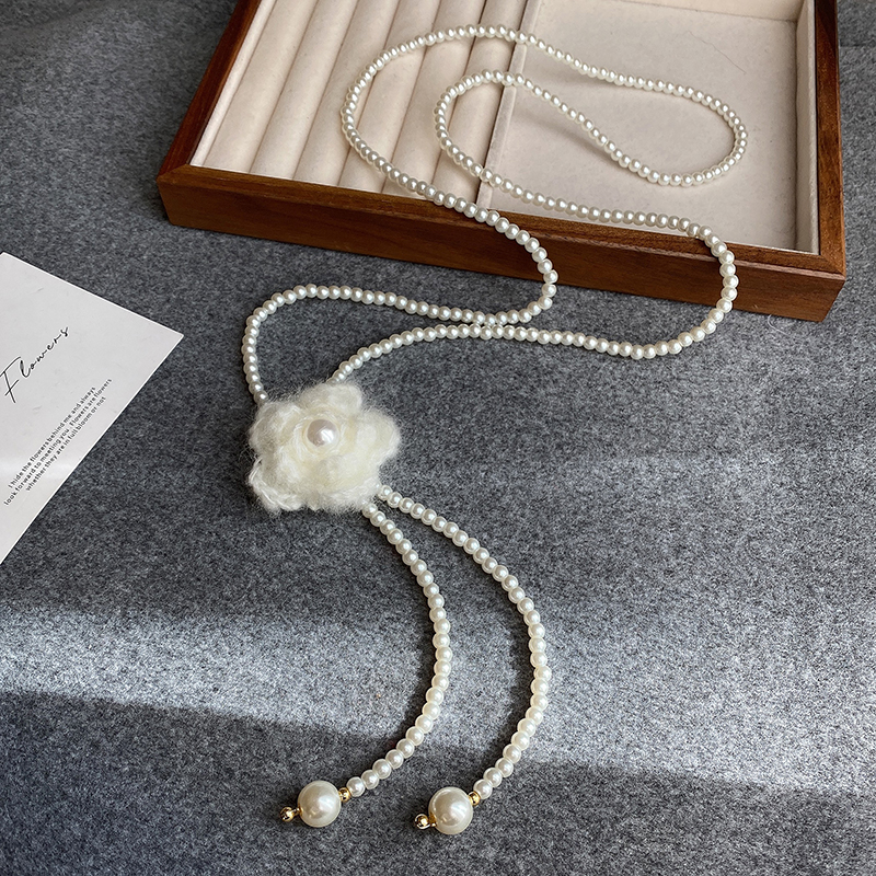 白色毛线编织山茶花珍珠毛衣链轻奢高级感大气高档长款项链配饰女送女朋友老婆情人节七夕生日礼物