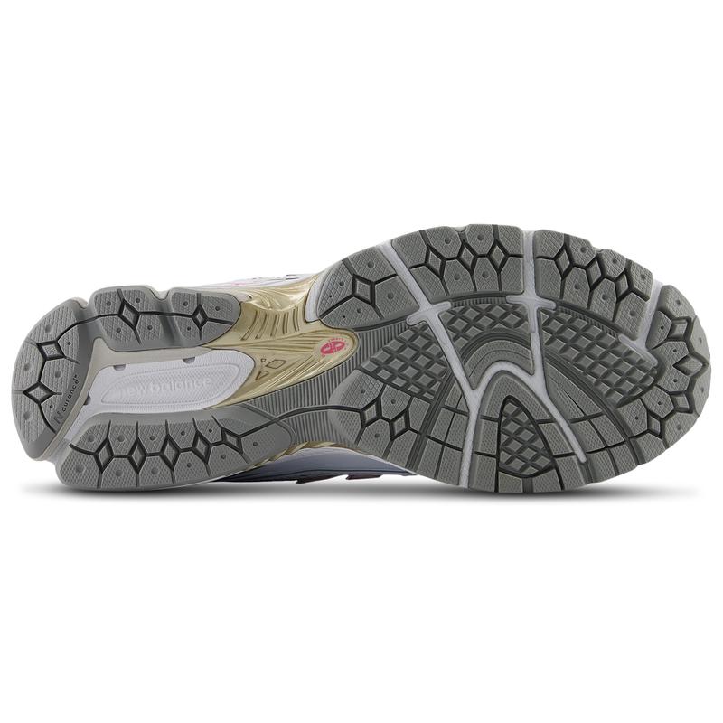 新百伦(New Balance)跑步鞋女款舒适减震透气运动休闲鞋高清大图