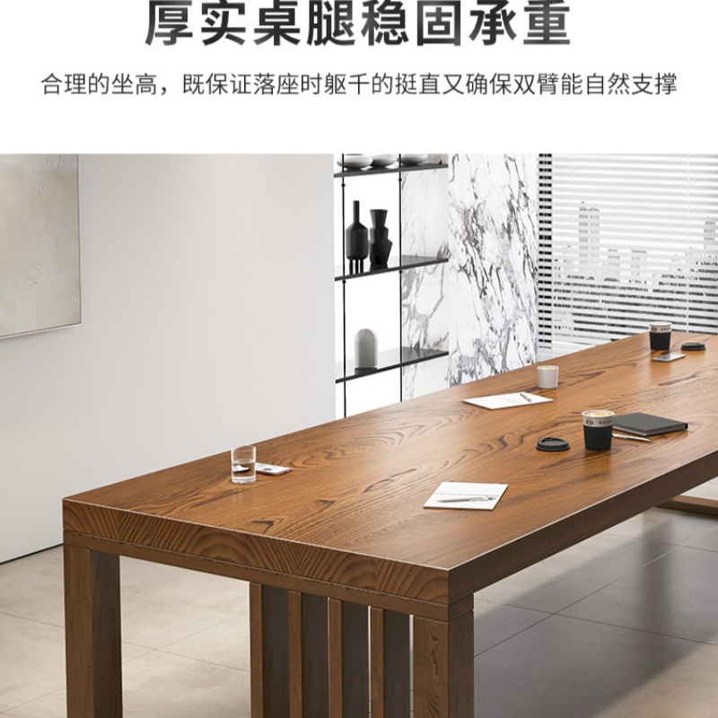 锁匠木质洽谈桌高清大图