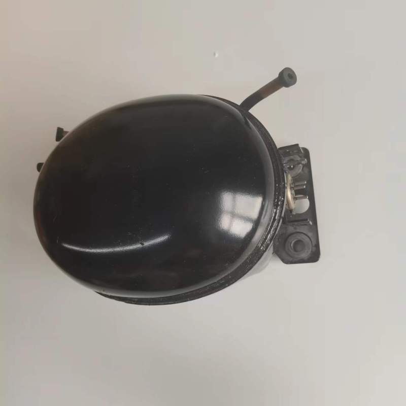 帮客材配 全新原件 P0970101110伊莱克斯冰箱ESE5919GB压缩机 VTH1116Y 小脚 收前验货高清大图