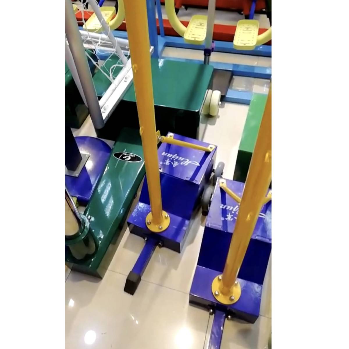 会军 移动式羽毛球柱 (含网) HJ-M006/套高清大图