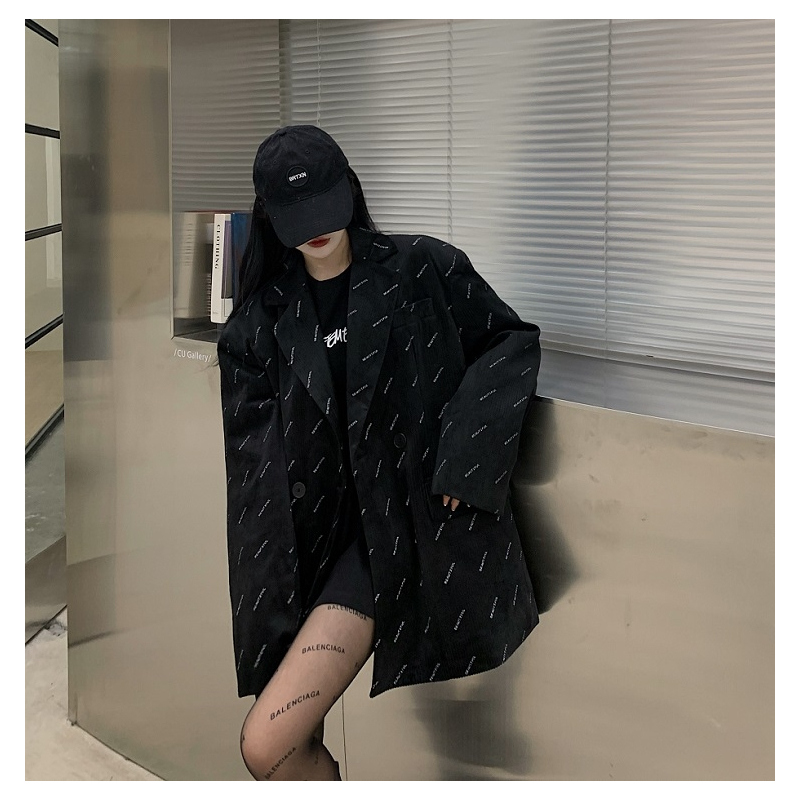 艳如飞网红炸街灯芯绒西装外套女春秋设计感小众气质黑色港风西服上衣潮套装