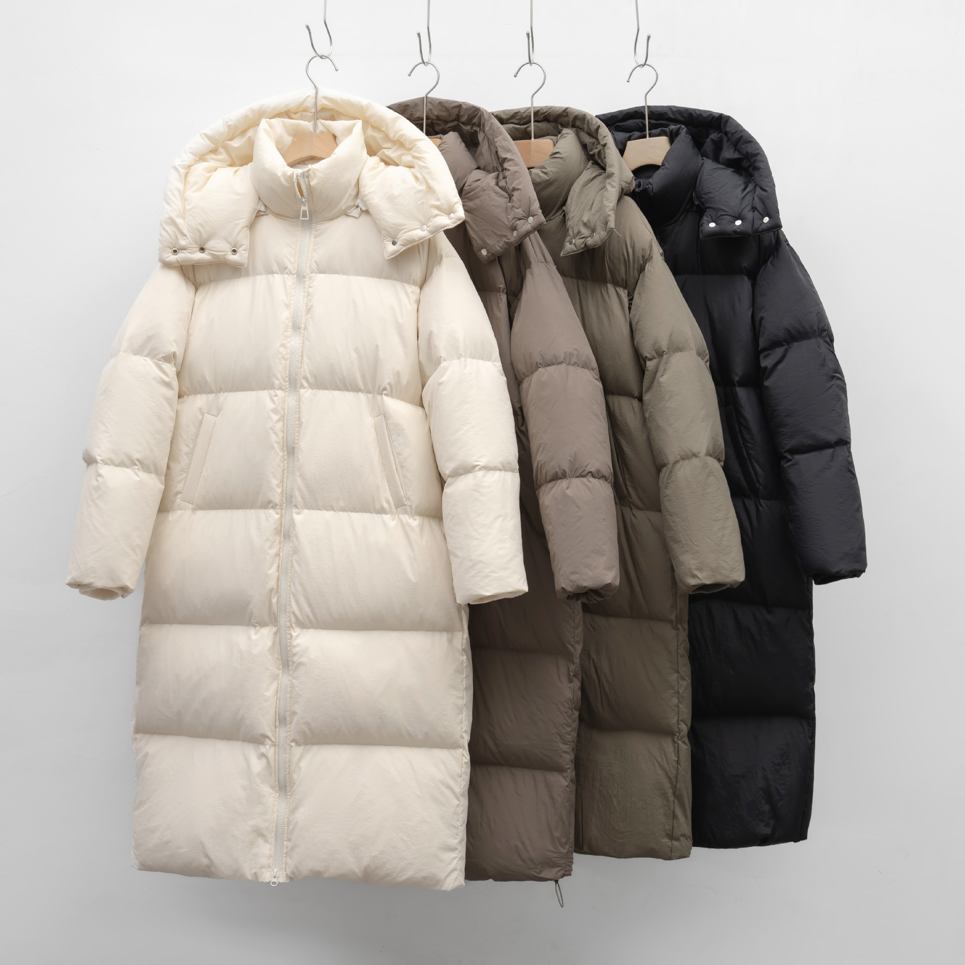 冬季新款长款过膝大被子连帽简约加厚保暖外套羽绒服女高清大图