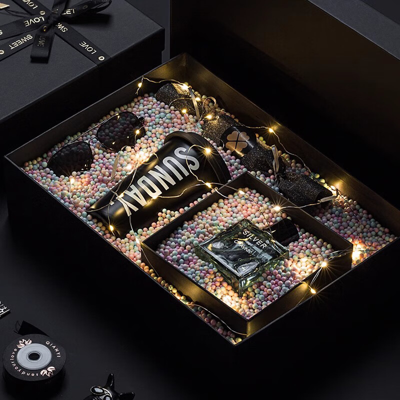 欧利文收纳纸箱高级感收纳礼品盒高清大图