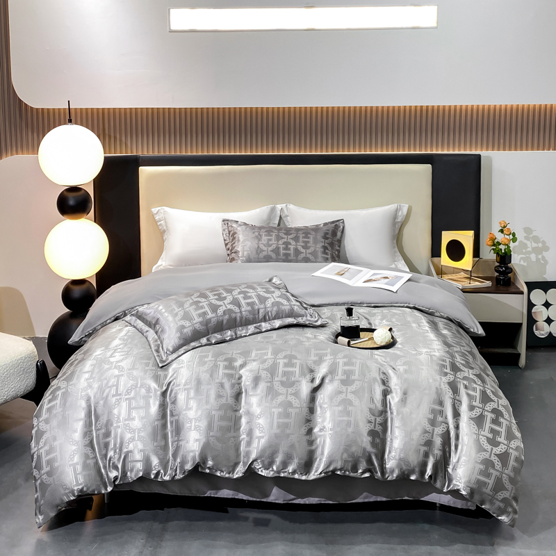 雅鹿 锦缎提花四件套高清大图