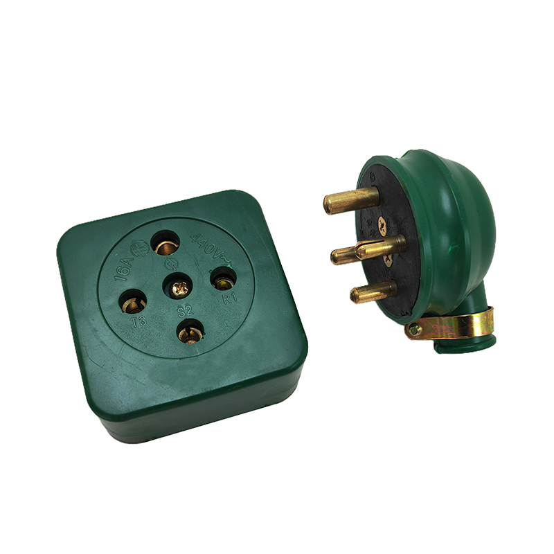和居态 三相四线插头插座 16A 440V 套高清大图