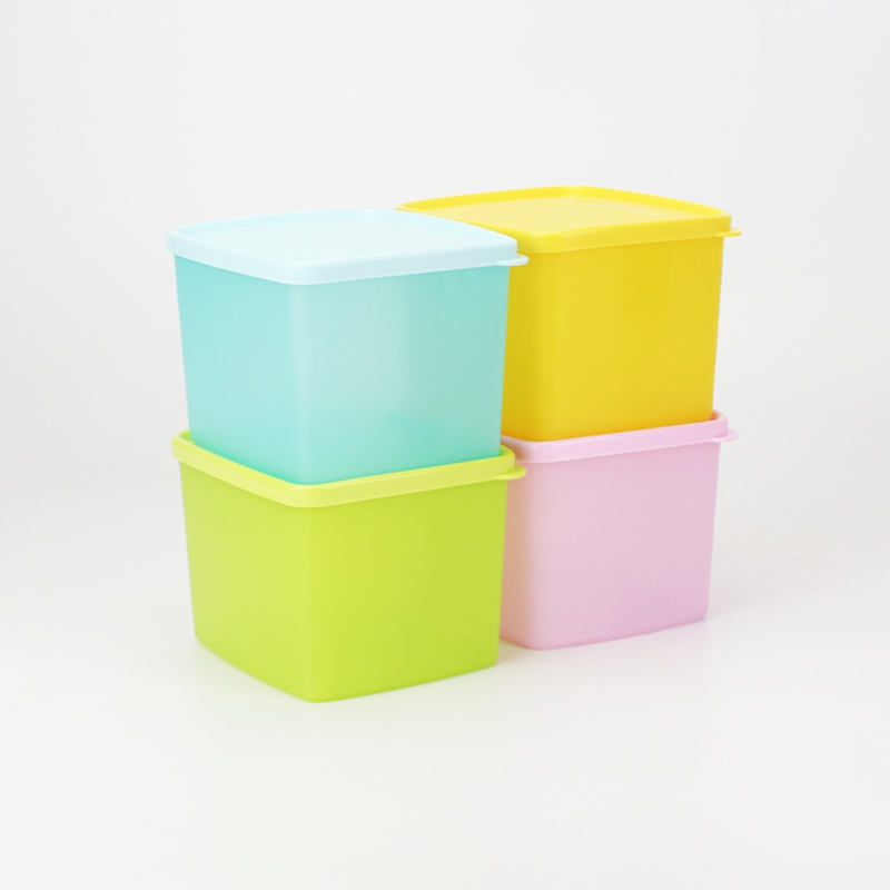 特百惠（Tupperware）纤巧会套礼盒 塑料冷水壶果醋带滤格大容量酵素壶1个纤巧壶+2个保鲜盒高清大图