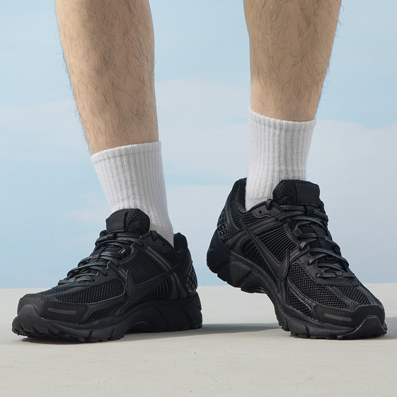 耐克（NIKE）男鞋新款运动鞋V2K RUN缓震耐磨轻便透气老爹鞋跑步休闲鞋BV1358-003 ZP高清大图
