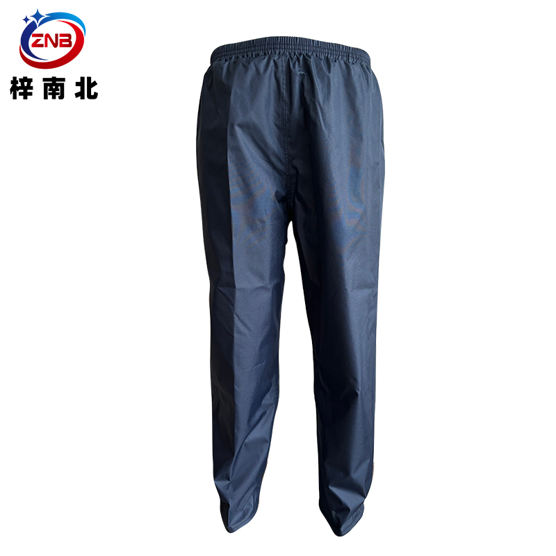 梓南北 雨衣 ZN/F09 套高清大图