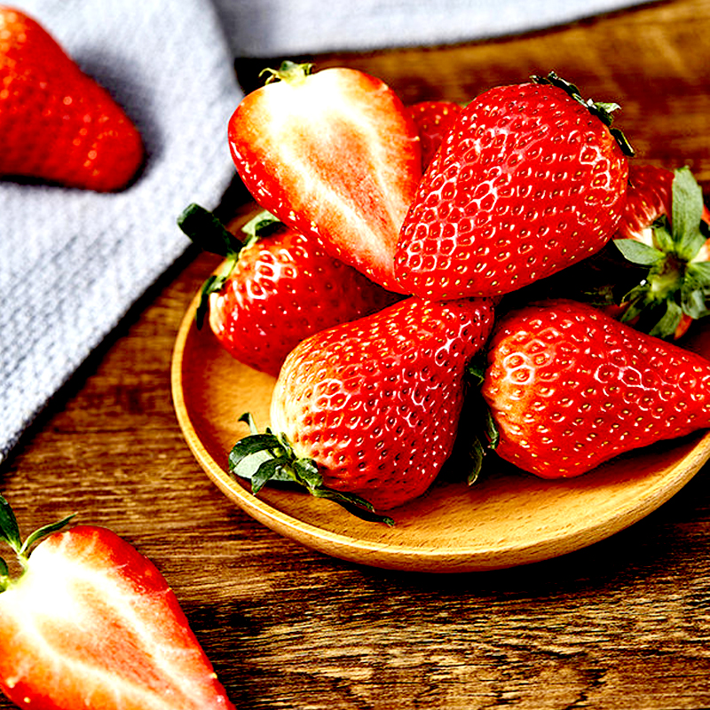顺丰快递【西沛生鲜】彩箱装 四川正宗大凉山草莓 小果 单果15-20g 净重3斤 (1.5斤*2) 新鲜水果