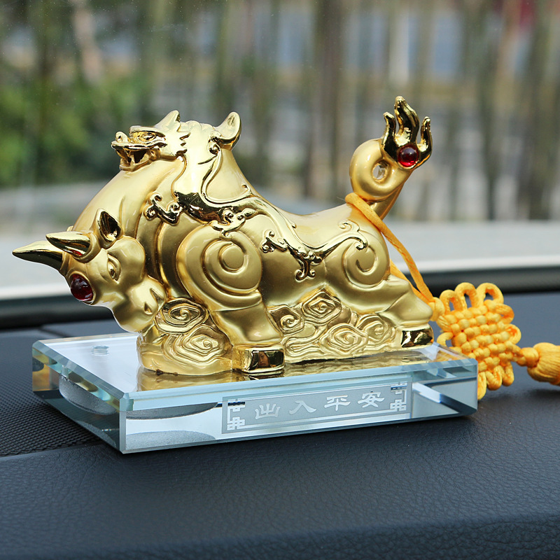 高档汽车香水座式招财金牛平安水晶车载摆件车用车内创意车饰用品
