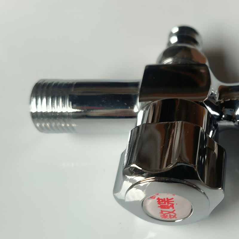 数蝶全铜两用水嘴4分个高清大图