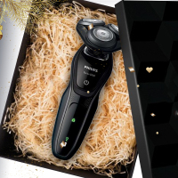 飞利浦 (Philips) 电动剃须刀 S5079/04 充电式刮胡刀 旋转式 三刀头须刀 全身水洗 剃须 修型二合一