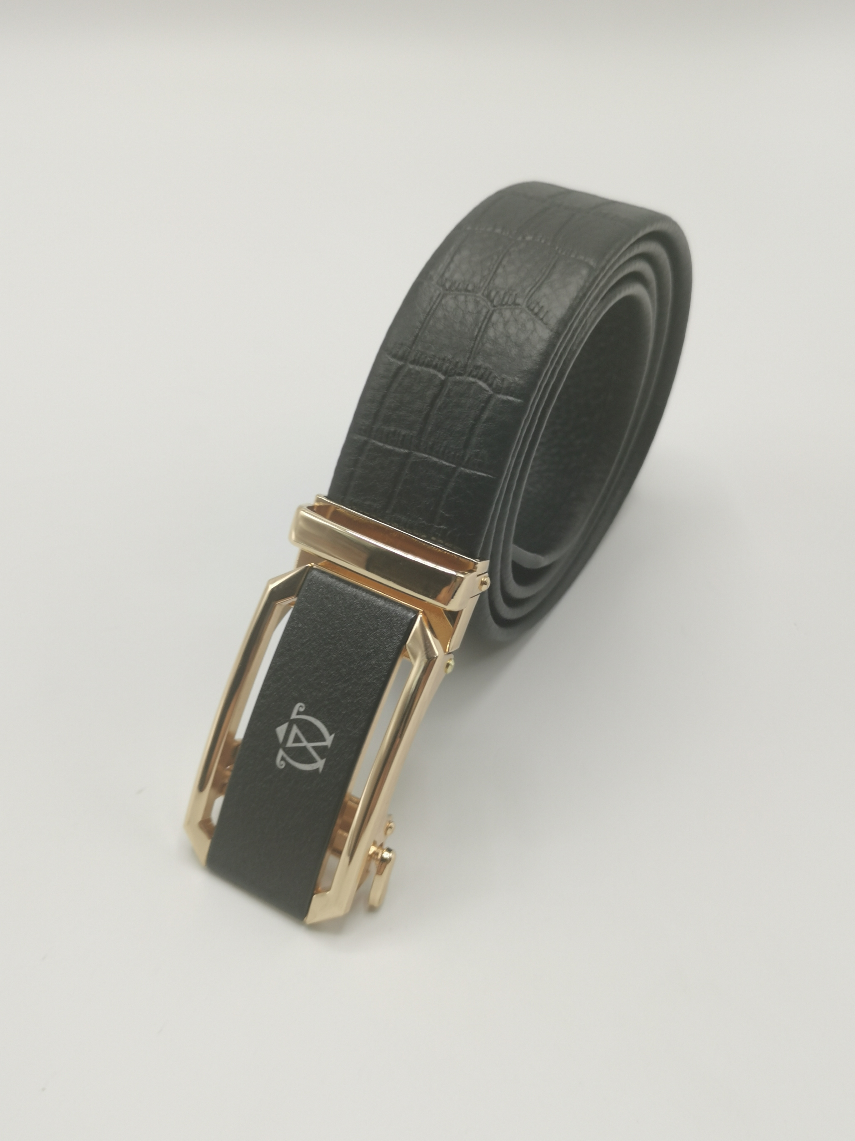 万里马-w11601002 男式休闲牛皮自动扣皮带参数配置_规格_性能_功能