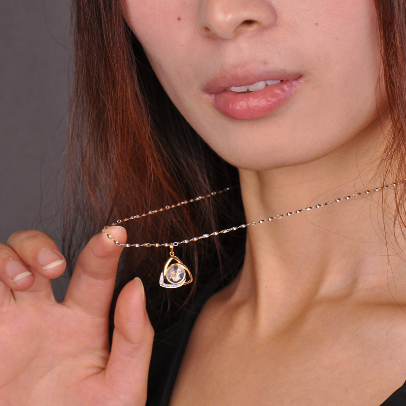 梦克拉Mkela 18K玫瑰金时来运转生肖钻石吊坠高清大图