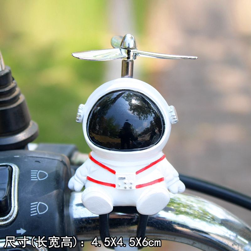 闪电客网红创意太空人宇航员电瓶车装饰品摆件车载摩托电动自行生日礼物