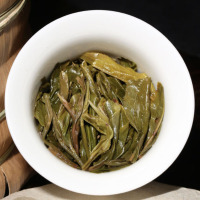 [中华特色]双江扶贫馆 丝路荟 茗鼎勐库古树普洱生茶357g 云南双江