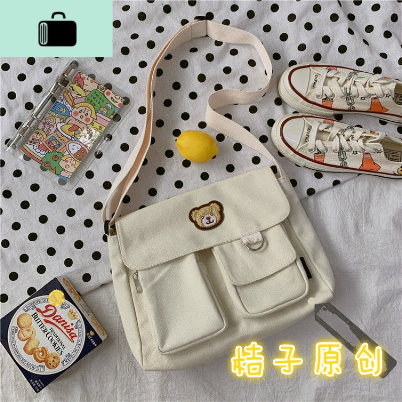 韩国ins古着感小熊学生帆布包 日系原宿百搭邮差包chic少女斜挎包NEW LAKE