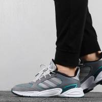Adidas阿迪达斯男鞋 2020冬季新款时尚运动鞋缓震透气休闲舒适耐磨路跑跑步鞋EE9898 EE9898