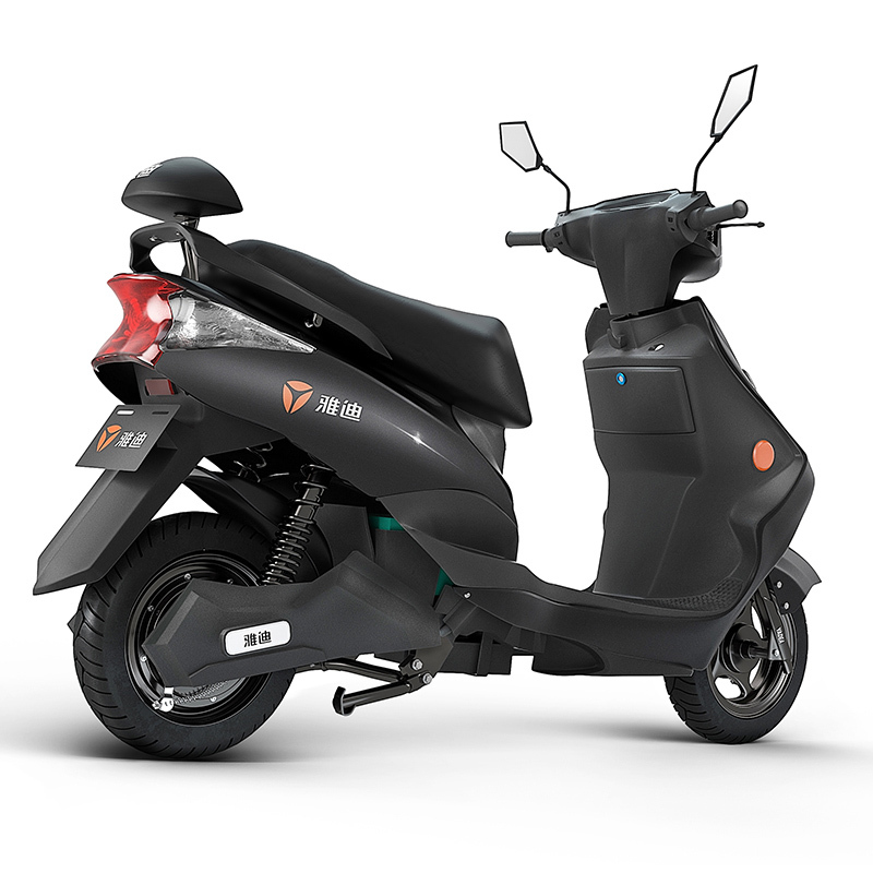 雅迪yadea新款豪华电动车豪战可选石墨烯电池轻便代步踏板车电瓶车