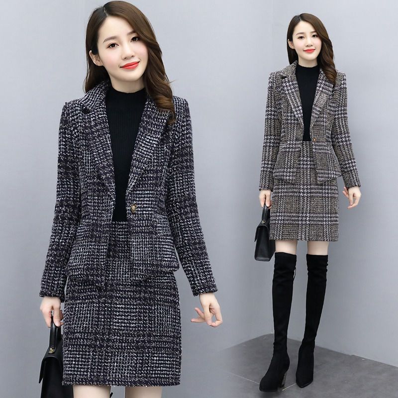 秋冬两件套格子毛呢套装女2020新款名媛气质显瘦减龄短外套包臀裙