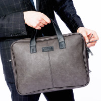 卓诺迪(Cerruti 1881)阿拉梅达系列灰褐色公文包 NTD613