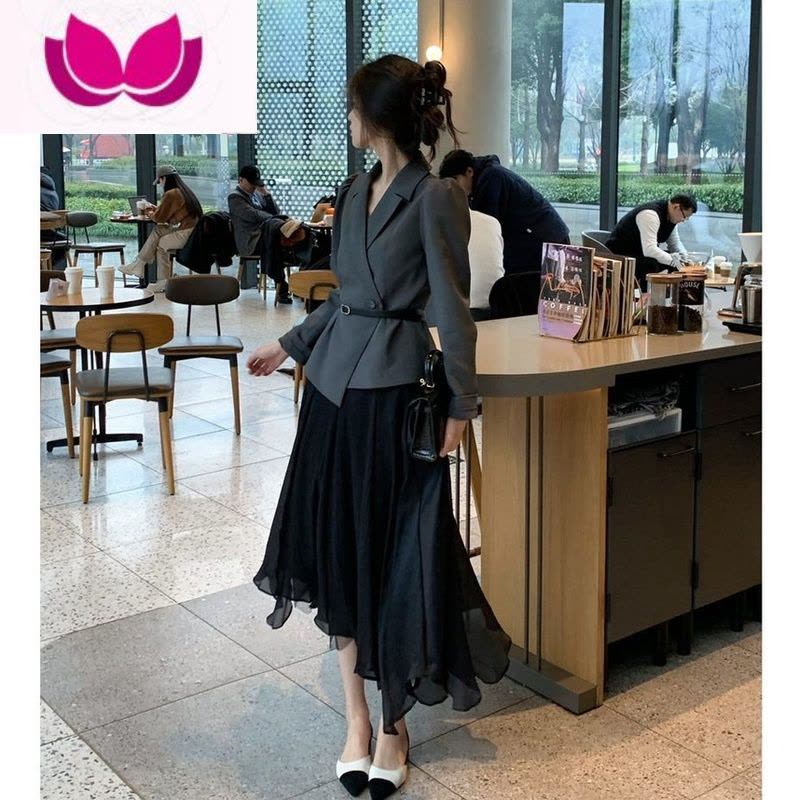 七斓气质高级感西装套装女2023高腰网纱半身裙子西服外套套图片