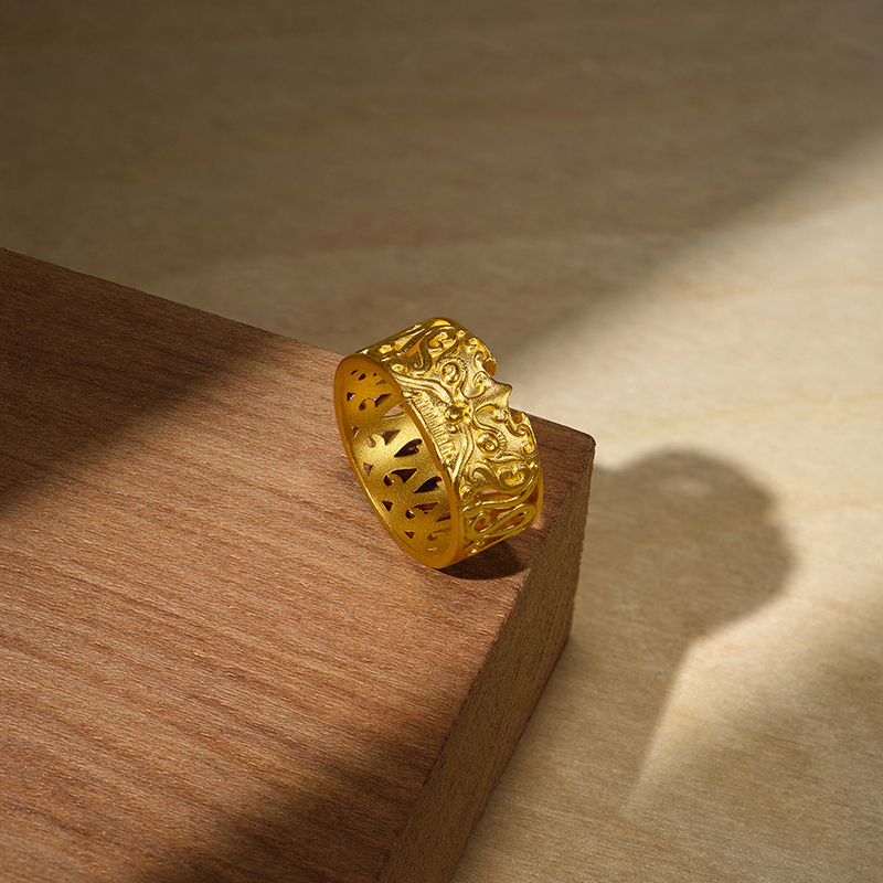 周大福传承经典传承饕餮足金黄金戒指寓意福瑞连绵工费1020计价f2