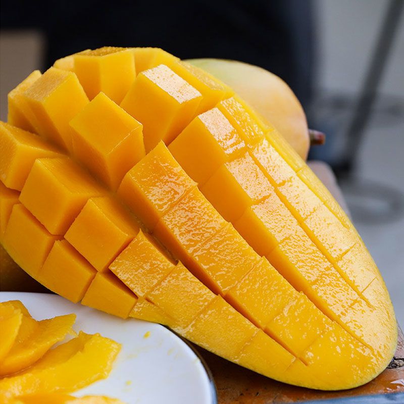 赛卡伊海南应季金煌芒现摘水仙芒新鲜大芒果热带水果整箱水仙芒批发