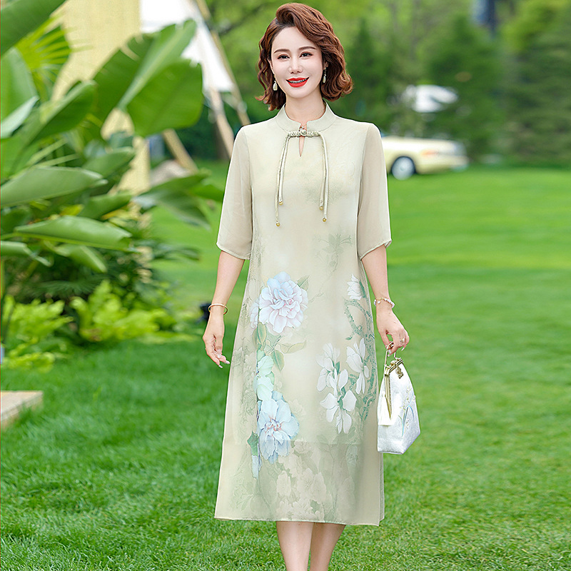 纤孜雅 新中式妈妈夏装连衣裙2025新款中老年国风女装夏季宽松雪纺长裙子 绿色 XL
