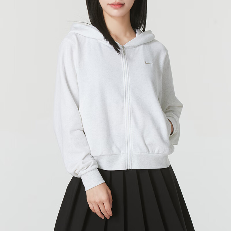 耐克(NIKE)女子新款运动服跑步健身训练舒适透气休闲夹克外套FN2420-010 ZP高清大图
