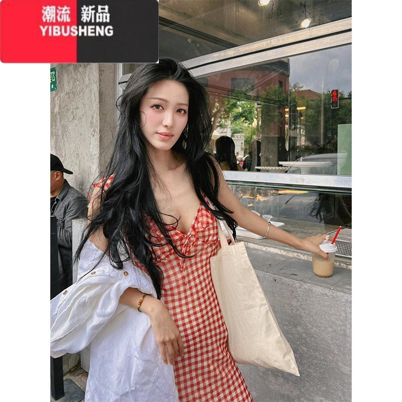 YIBUSHENGGarish/花裡胡哨 法式甜美格纹V领吊带连衣裙女收腰显瘦鱼尾裙