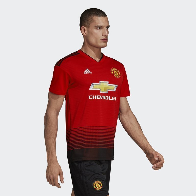 阿迪达斯曼联足球俱乐部1819赛季主场队服纤维男士运动t恤cg0040