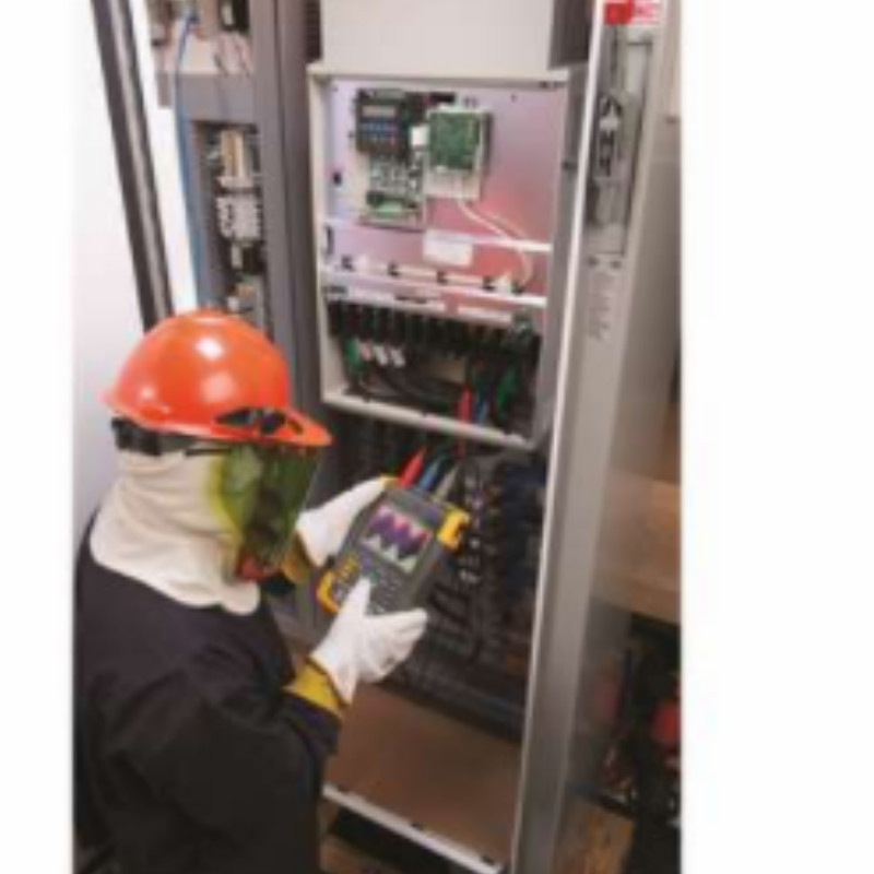FLUKE-190-104手持式彩色示波表(4通道,100MHz,含SCC套件)