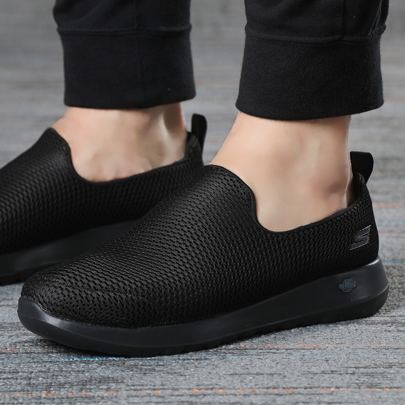 Skechers/斯凯奇男鞋新款轻质一脚穿健步鞋透气运动休闲鞋54600-BBK ZP