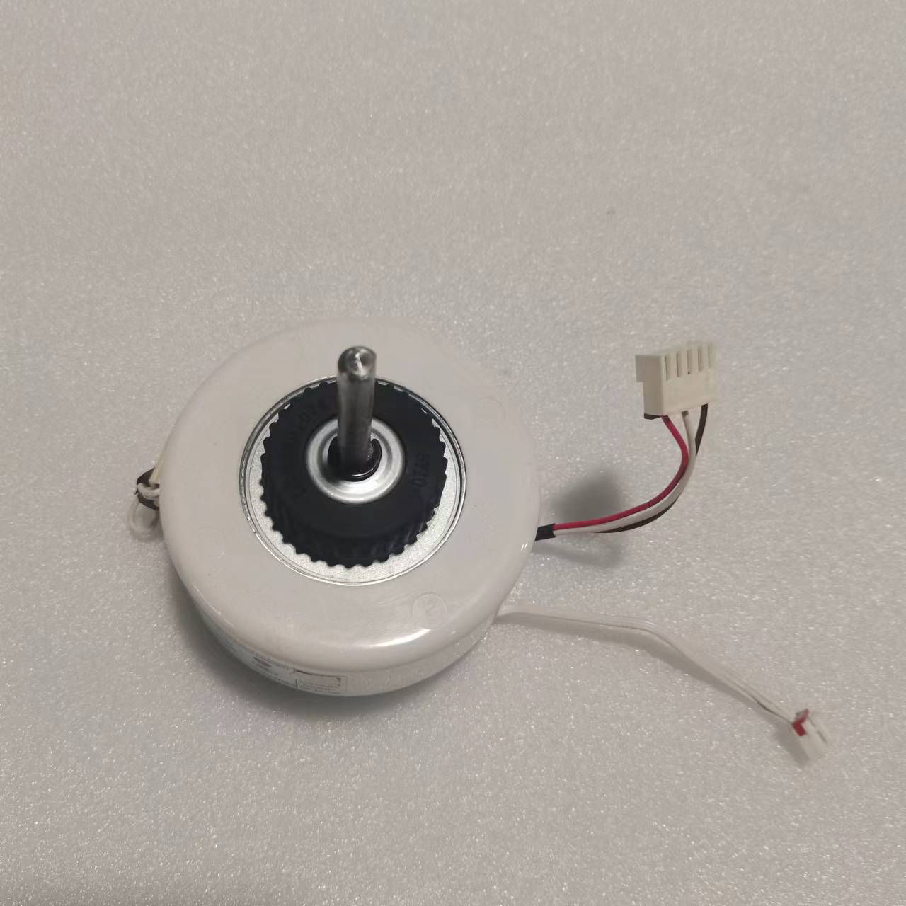 帮客材配 全新原件 P0970098390扬子约克定频P0970098541塑封电机YHJH- 35DF3 35DL3高清大图