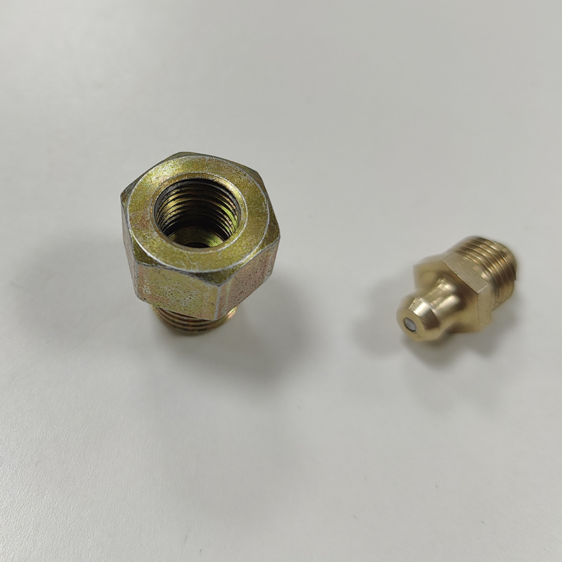 洋蝲蝲 外丝油嘴接头 16*18mm 个高清大图