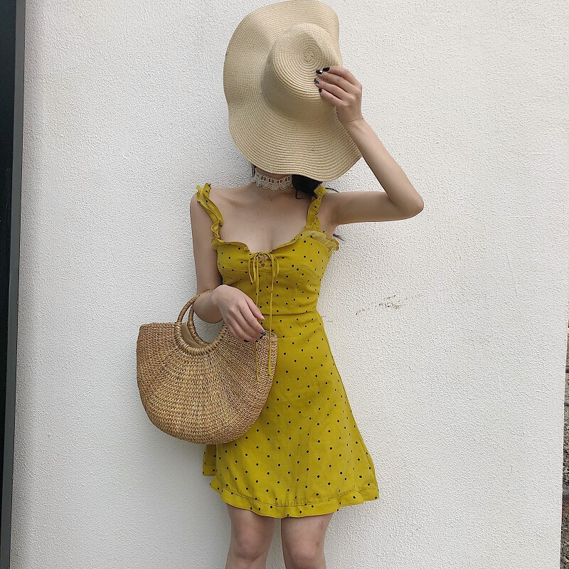 夏装2018新款女复古温柔风法式浪漫少女荷叶边波点高腰带连衣裙姜黄色