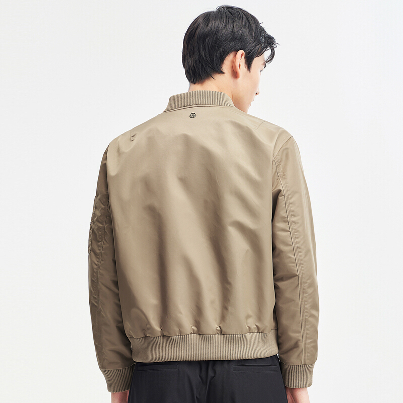 七匹狼夹克男士新款棒球领时尚休闲净色舒适茄克外套