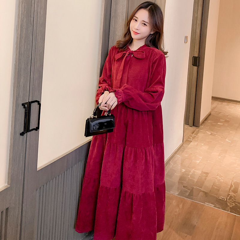 盛世尼曼孕妇装红色连衣裙长款2021新款春秋款不显怀遮肚黑色大码春装长裙