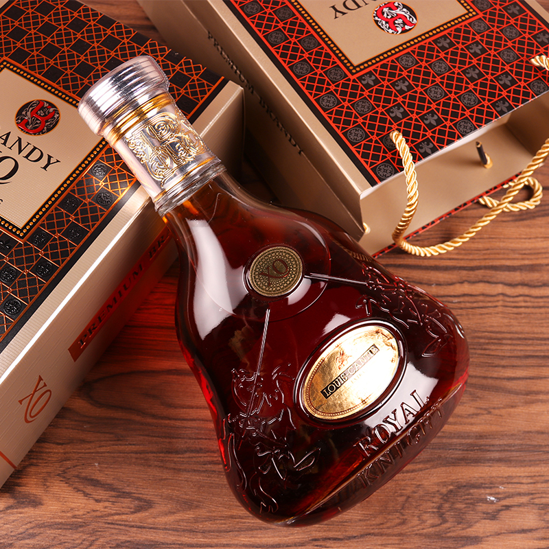 法国酒庄进口直供40%vol洋酒皇冠窖藏干邑白兰地xo烈酒700ml/瓶礼盒配