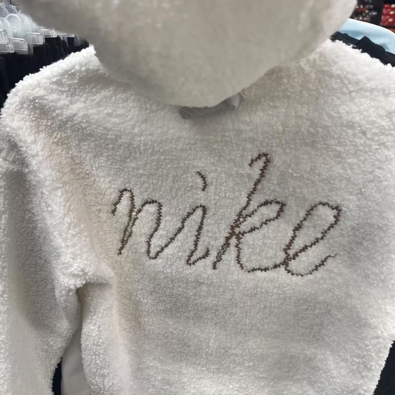 NIKE耐克连帽外套运动休闲抓绒保暖大童外套HQ4882-133 D高清大图