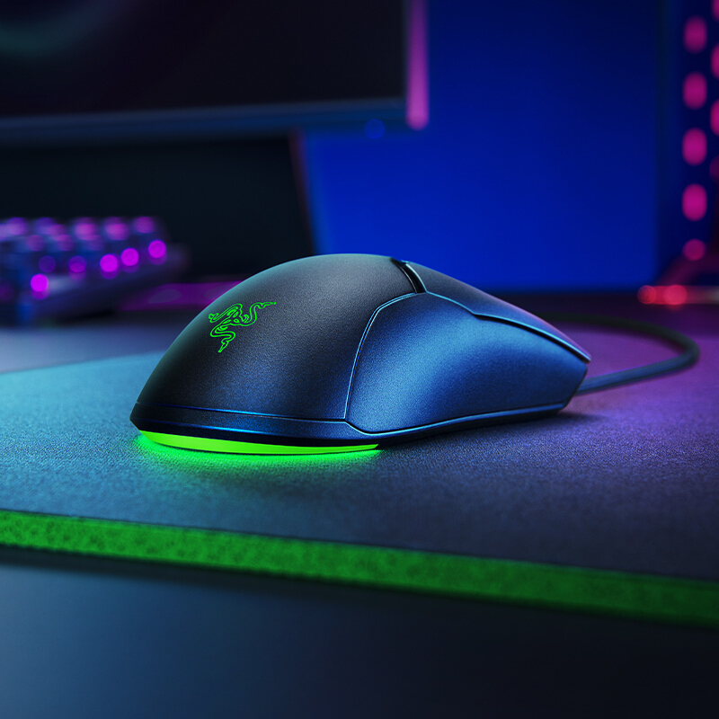 雷蛇(Razer)黑寡妇蜘蛛 机械键盘104键 绿轴+毒蝰迷你RGB鼠标 黑色 8500DPI