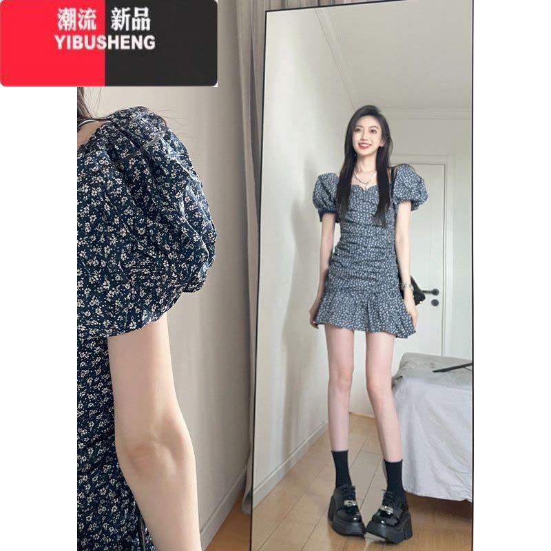 YIBUSHENG蓝色碎花连衣裙女新款桔梗法式设计感收腰显瘦泡泡袖一字肩短裙图片