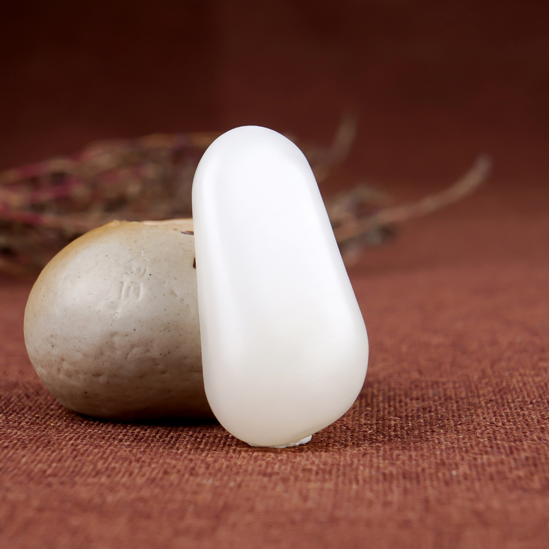 天然新疆和田玉籽料羊脂白玉原石吊坠男士女款挂件把玩收藏佳45g