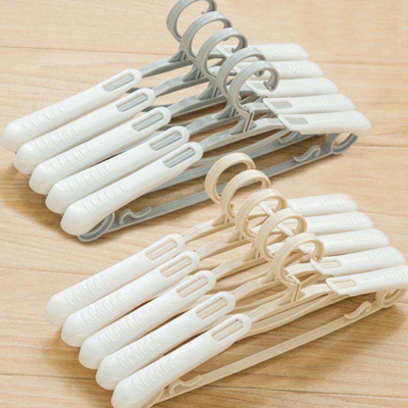 伸缩塑料衣架宽肩无痕加厚衣服撑子家用防滑大号衣架50cm