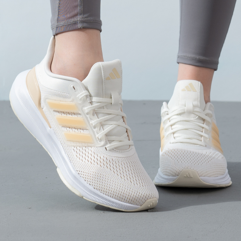 Adidas阿迪达斯女子新款透气轻便缓震运动跑步鞋IE0725 ZP