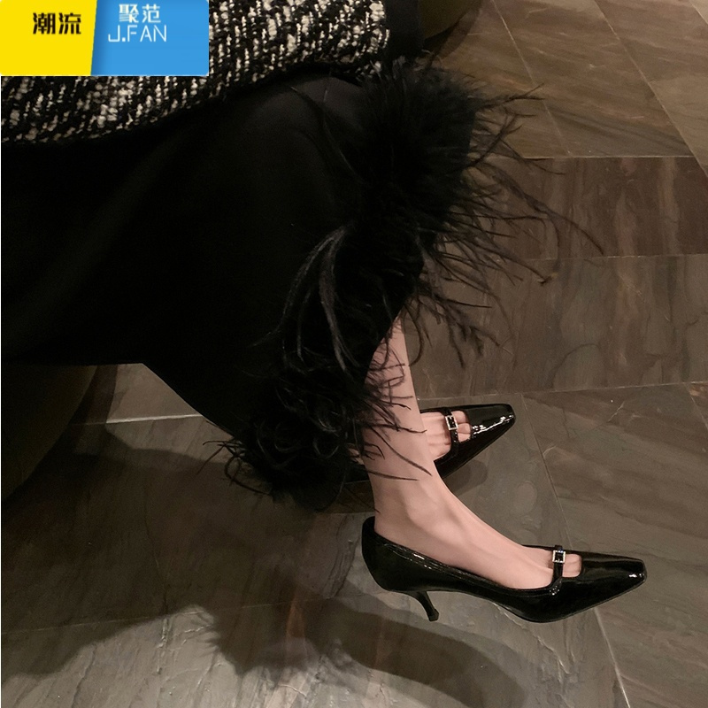 聚范名媛风气质法式黑色漆皮高跟鞋女细跟鞋子浅口单鞋一字带包头凉鞋
